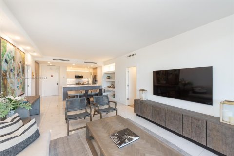 Condo in Key Biscayne, Florida, 2 bedrooms  № 1332405 - photo 4