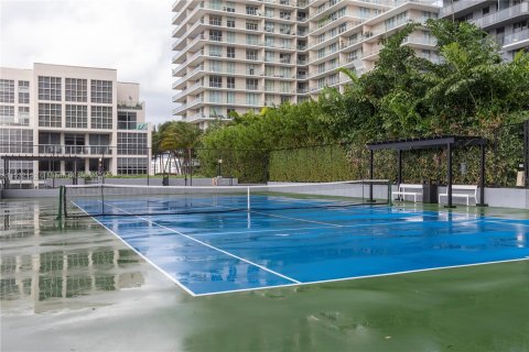 Condominio en venta en Miami, Florida, 1 dormitorio, 63.45 m2 № 1004851 - foto 15