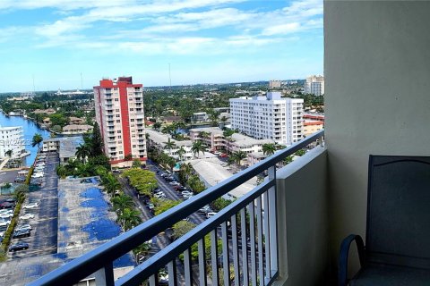 Condominio en venta en Hallandale Beach, Florida, 1 dormitorio, 68.84 m2 № 986268 - foto 22