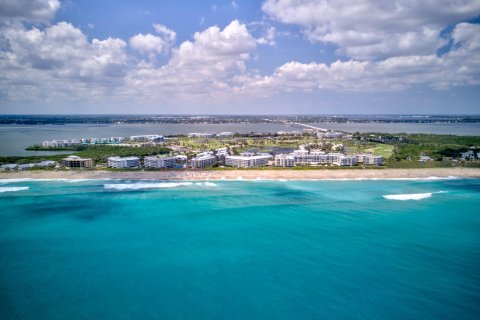 Condo in Stuart, Florida, 1 bedroom  № 1011603 - photo 24