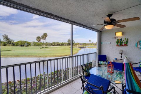 Condo in Stuart, Florida, 1 bedroom  № 1011603 - photo 8