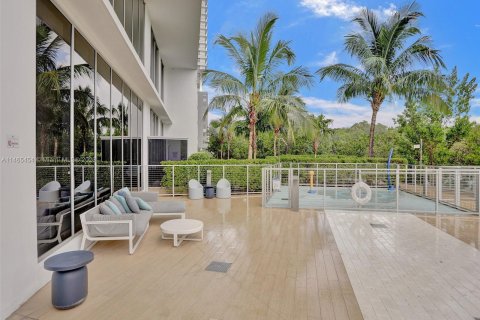Copropriété à vendre à North Miami Beach, Floride: 2 chambres, 103.96 m2 № 756833 - photo 20