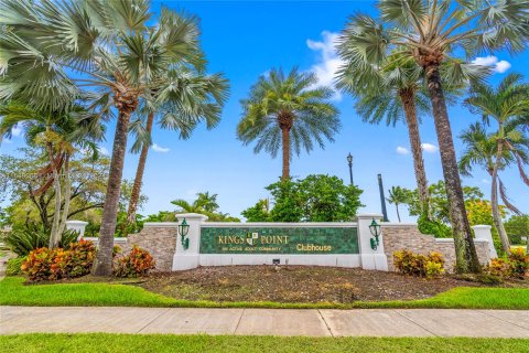 Condo in Tamarac, Florida, 2 bedrooms  № 1315694 - photo 20