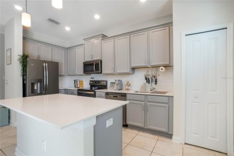 Townhouse in Kissimmee, Florida 3 bedrooms, 155.52 sq.m. № 1356212 - photo 7