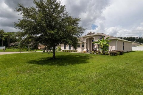 House in Lakeland, Florida 4 bedrooms, 159.98 sq.m. № 1356250 - photo 2