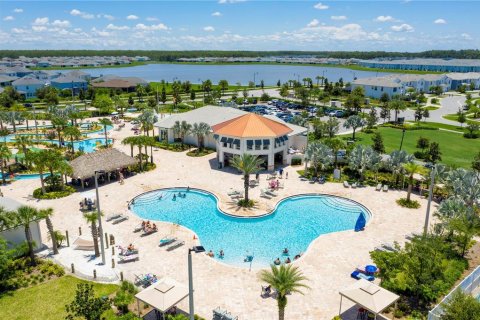 Condominio en venta en Kissimmee, Florida, 4 dormitorios, 226.22 m2 № 1355983 - foto 28