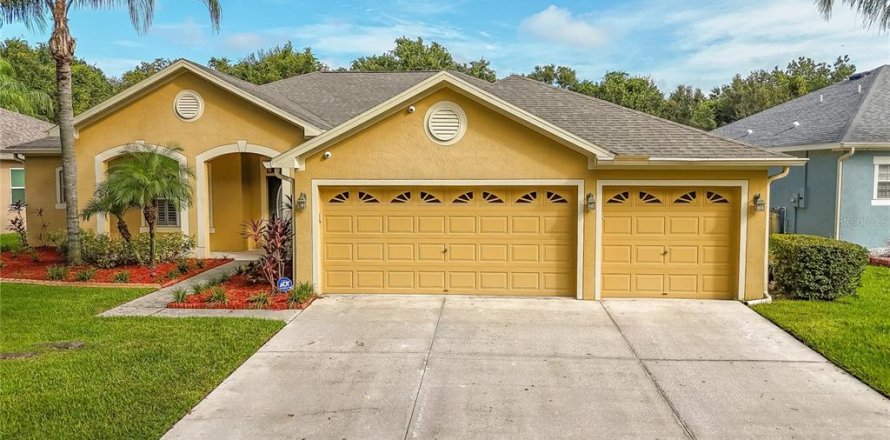 House in Riverview, Florida 4 bedrooms, 266.63 sq.m. № 1353094