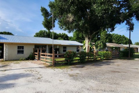 House in Okeechobee, Florida 3 bedrooms, 123 sq.m. № 1353092 - photo 4