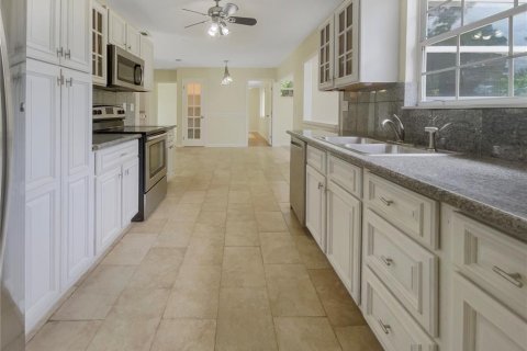 Villa ou maison à vendre à North Port, Floride: 2 chambres, 112.97 m2 № 1337759 - photo 11