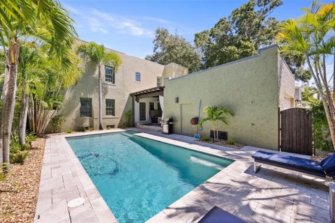 Casa en venta en Saint Petersburg, Florida, 4 dormitorios, 391.49 m2 № 1352270 - foto 26