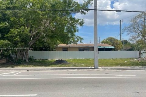 Terrain à vendre à Miami Gardens, Floride № 1116938 - photo 3
