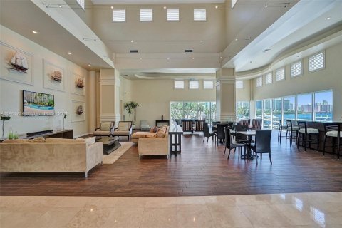 Copropriété à vendre à Aventura, Floride: 2 chambres, 149.57 m2 № 825158 - photo 16