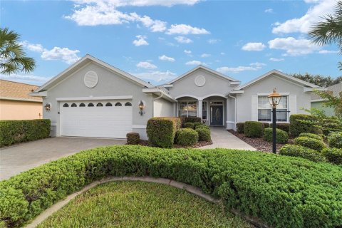 Villa ou maison à vendre à Ocala, Floride: 3 chambres, 169.73 m2 № 1384697 - photo 1