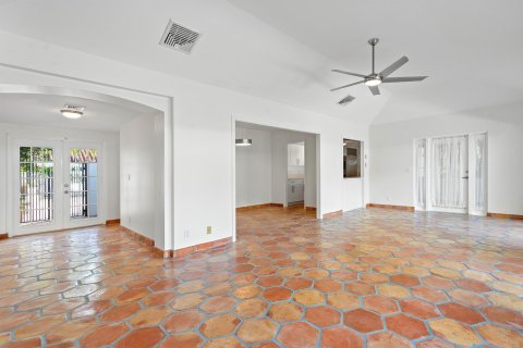 Copropriété à vendre à Manalapan, Floride: 2 chambres, 139.35 m2 № 941190 - photo 22