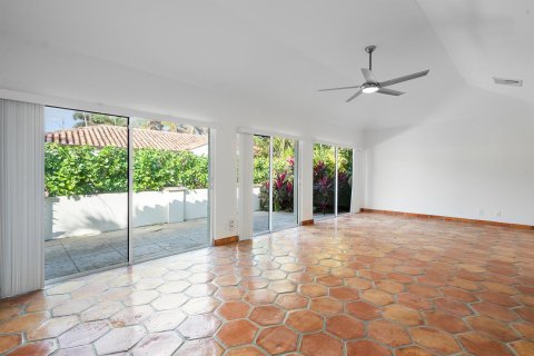 Copropriété à vendre à Manalapan, Floride: 2 chambres, 139.35 m2 № 941190 - photo 26