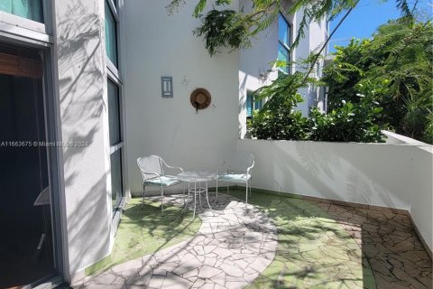 Copropriété à vendre à Miami Beach, Floride: 2 chambres, 131.74 m2 № 1374358 - photo 28