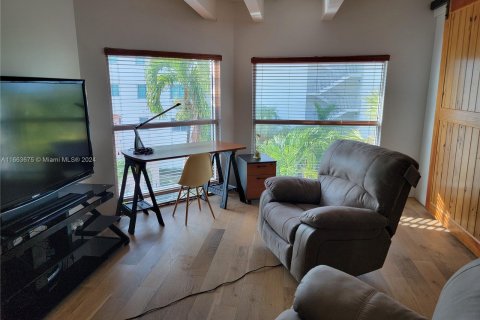 Copropriété à vendre à Miami Beach, Floride: 2 chambres, 131.74 m2 № 1374358 - photo 15