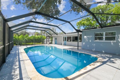 Villa ou maison à vendre à Tampa, Floride: 3 chambres, 164.72 m2 № 1350169 - photo 13