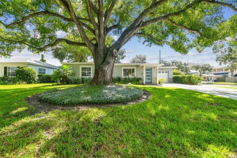 Villa ou maison à vendre à Tampa, Floride: 3 chambres, 164.72 m2 № 1350169 - photo 26