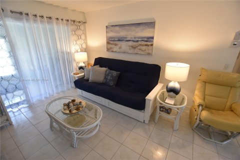 Casa en venta en West Palm Beach, Florida, 1 dormitorio, 56.76 m2 № 1186728 - foto 9