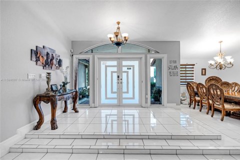 Villa ou maison à vendre à Homestead, Floride: 7 chambres, 464.33 m2 № 1209055 - photo 8