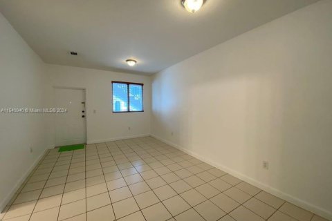 Condo in Homestead, Florida, 2 bedrooms  № 1316663 - photo 3