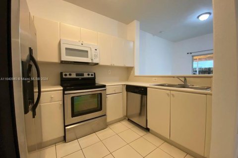 Condo in Homestead, Florida, 2 bedrooms  № 1316663 - photo 4