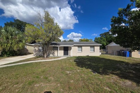 Villa ou maison à vendre à Tampa, Floride: 3 chambres, 117.24 m2 № 1379753 - photo 1