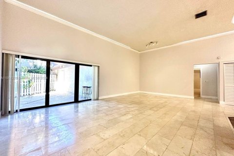 Villa ou maison à vendre à Hallandale Beach, Floride: 3 chambres, 150.87 m2 № 1098175 - photo 25