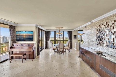 Copropriété à vendre à Aventura, Floride: 2 chambres, 175.31 m2 № 1095314 - photo 4