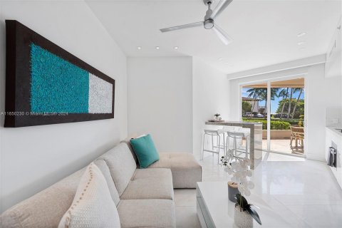 Villa ou maison à vendre à Miami Beach, Floride: 1 chambre, 64.1 m2 № 1332346 - photo 3