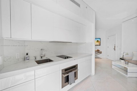 House in Miami Beach, Florida 1 bedroom, 64.1 sq.m. № 1332346 - photo 7