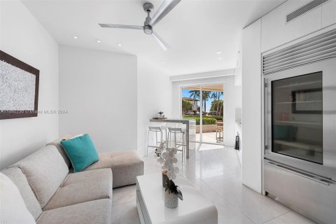 Villa ou maison à vendre à Miami Beach, Floride: 1 chambre, 64.1 m2 № 1332346 - photo 4