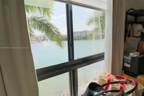 Condominio en venta en Doral, Florida, 2 dormitorios, 104.89 m2 № 1206310 - foto 5