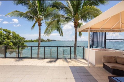 Copropriété à vendre à Miami, Floride: 2 chambres, 88.72 m2 № 1173366 - photo 23