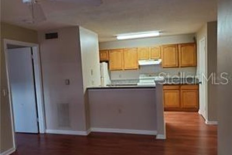 Condo in Tampa, Florida, 1 bedroom  № 1389363 - photo 5