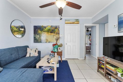 Copropriété à vendre à Wilton Manors, Floride: 2 chambres, 55.74 m2 № 1009379 - photo 27