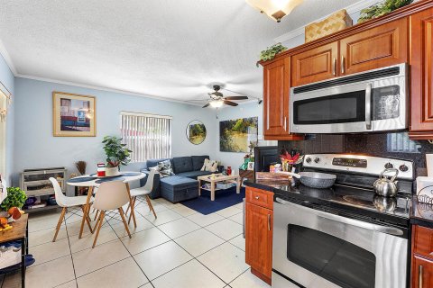 Condominio en venta en Wilton Manors, Florida, 2 dormitorios, 55.74 m2 № 1009379 - foto 28