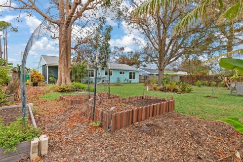 House in Port Charlotte, Florida 3 bedrooms, 109.25 sq.m. № 1424407 - photo 21