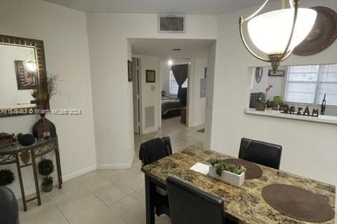 Condominio en venta en Pembroke Pines, Florida, 2 dormitorios, 100.52 m2 № 1119179 - foto 14