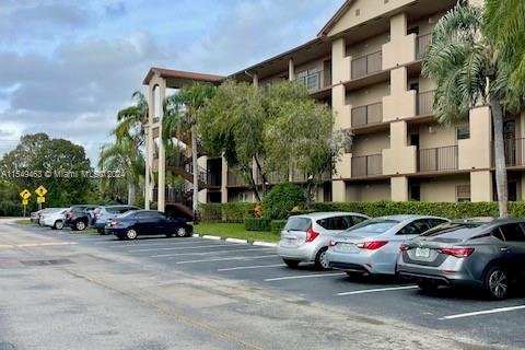 Copropriété à vendre à Pembroke Pines, Floride: 2 chambres, 100.52 m2 № 1119179 - photo 3