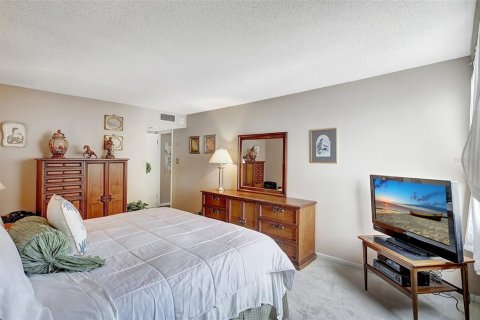 Copropriété à vendre à Clearwater, Floride: 2 chambres, 125.42 m2 № 1371746 - photo 29