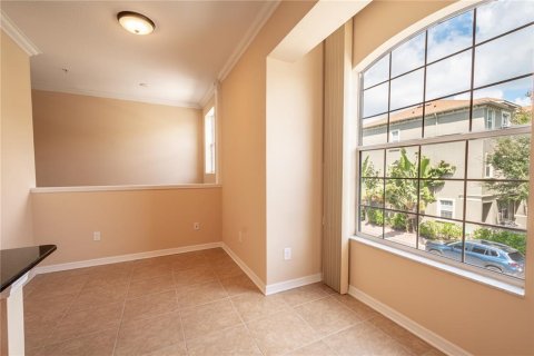 Touwnhouse à vendre à Seminole, Floride: 3 chambres, 222.97 m2 № 1371784 - photo 9