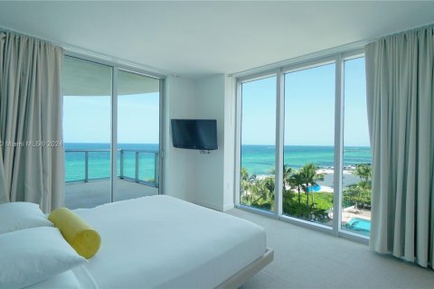 Copropriété à vendre à Sunny Isles Beach, Floride: 2 chambres, 111.58 m2 № 1207117 - photo 1