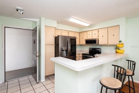 Condo in Orlando, Florida, 2 bedrooms  № 1311760 - photo 5