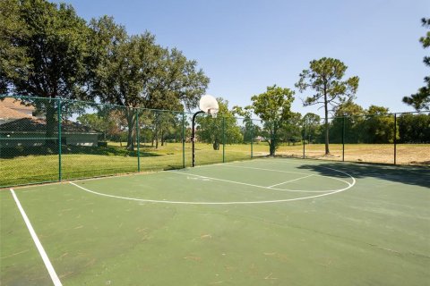 Condo in Orlando, Florida, 2 bedrooms  № 1311760 - photo 27