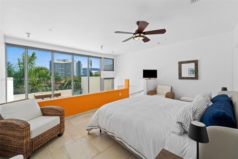 Купить таунхаус в Майами-Бич, Флорида 3 спальни, 222.32м2, № 1127228 - фото 22