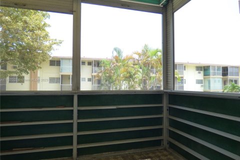 Купить кондоминиум в Норт-Майами-Бич, Флорида 1 спальня, 63.92м2, № 670382 - фото 21