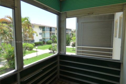 Купить кондоминиум в Норт-Майами-Бич, Флорида 1 спальня, 63.92м2, № 670382 - фото 23