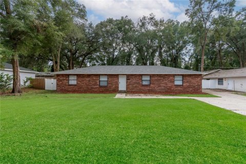 Villa ou maison à vendre à Ocala, Floride: 5 chambres, 381.83 m2 № 1386967 - photo 1